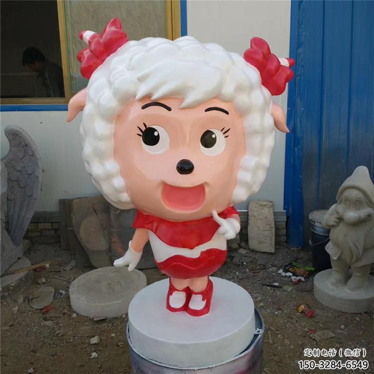 喜羊羊雕塑廠家，卡通動漫雕塑小品，玻璃鋼彩繪工藝