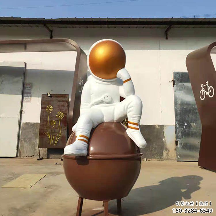 太空人雕塑廠家，航天主題雕塑，大型太空人雕塑小品