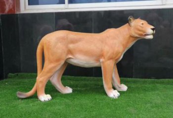 豹子雕塑廠家，仿真豹子雕塑，園林玻璃鋼動物小品