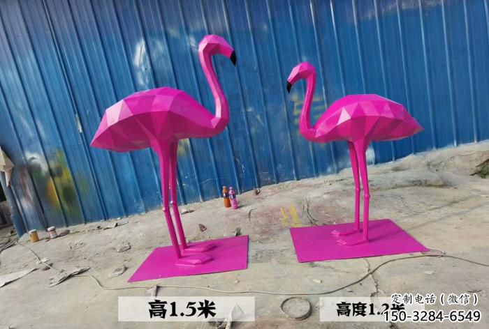 火鳥雕塑廠家，幾何彩繪雕塑，仿真火鳥雕塑制作