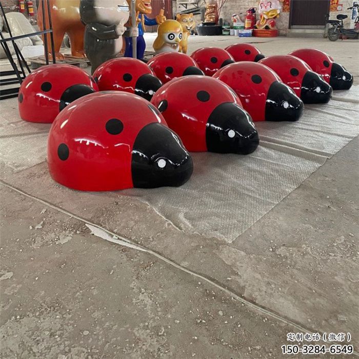 瓢蟲雕塑廠家，彩繪昆蟲小品，仿真玻璃鋼瓢蟲雕塑廠