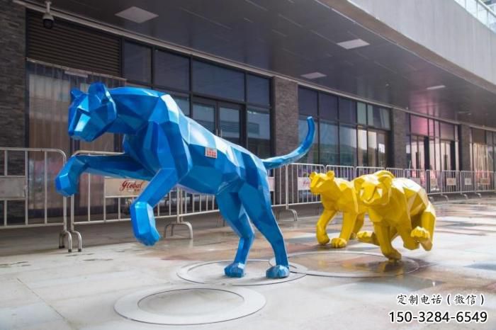 豹子雕塑廠家，商業(yè)街動物小品，幾何豹子雕塑制作