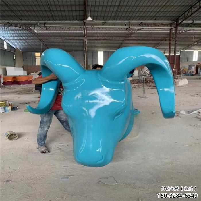 牛頭雕塑廠家，抽象動物擺件，玻璃鋼牛頭雕塑制作商