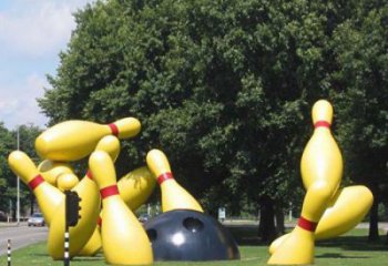 保齡球雕塑 公園保齡球雕塑