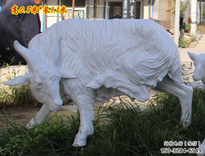 創(chuàng)意山羊雕塑廠家 步行街店門口雕塑 影視劇小品 創(chuàng)意山羊雕塑廠家 步行街店門口雕塑 影視劇小品