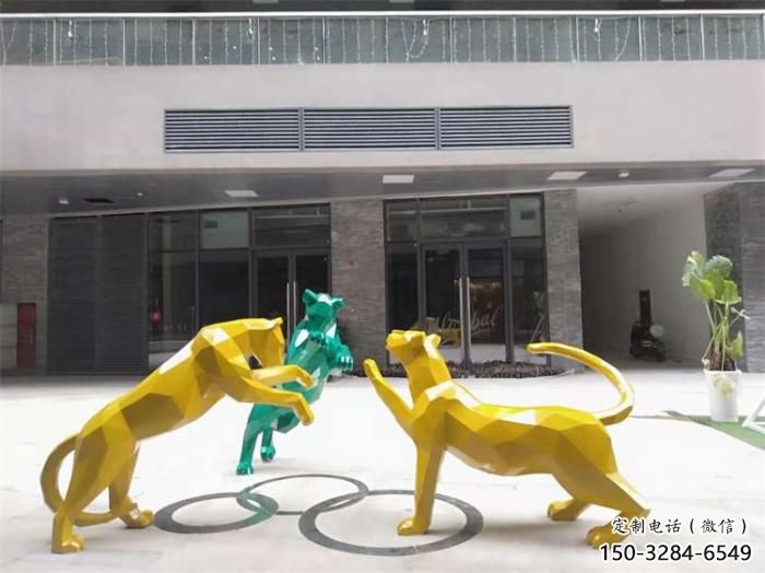 公園豹子雕塑廠家 酒店門(mén)口雕塑 彩繪擺件 公園豹子雕塑廠家 酒店門(mén)口雕塑 彩繪擺件