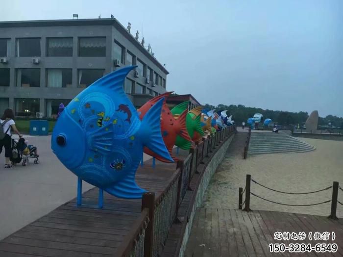 商場(chǎng)金魚(yú)雕塑 仿真海洋生物雕塑 店門(mén)口小品