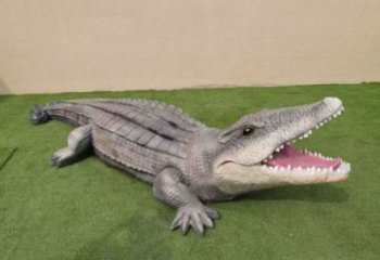 彩繪鱷魚雕塑 仿真動(dòng)物雕塑 步行街?jǐn)[件