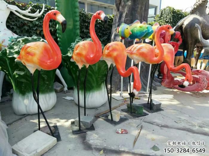 城市火烈鳥雕塑 風(fēng)景區(qū)彩繪雕塑 抽象擺件 城市火烈鳥雕塑 風(fēng)景區(qū)彩繪雕塑 抽象擺件