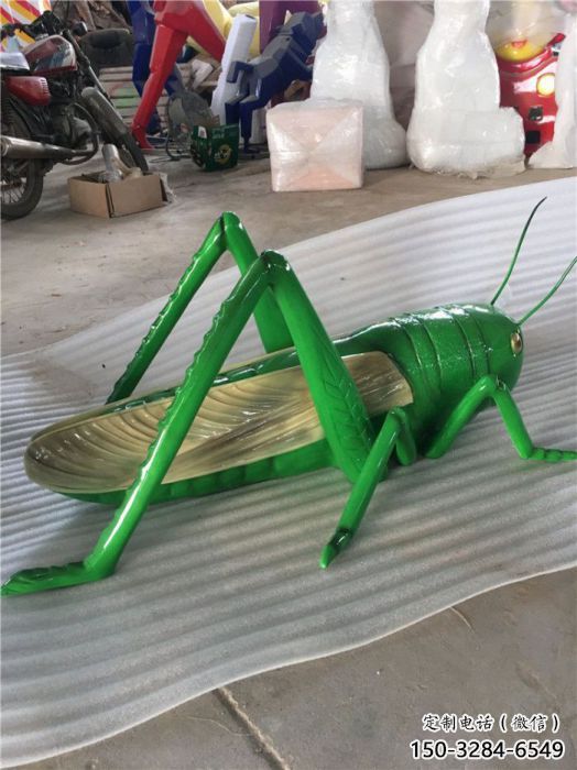 大型蟈蟈雕塑 門(mén)口創(chuàng)意雕塑 售樓處小品 大型蟈蟈雕塑 門(mén)口創(chuàng)意雕塑 售樓處小品
