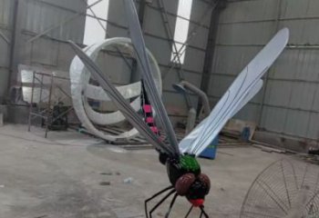 商業(yè)街蜻蜓雕塑 售樓處動物雕塑 仿真擺件