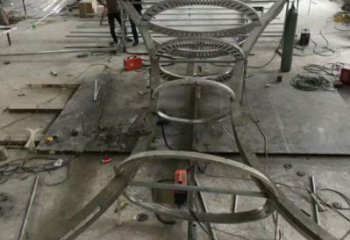 抽象魚(yú)尾雕塑 店門(mén)口彩繪雕塑 步行街?jǐn)[件