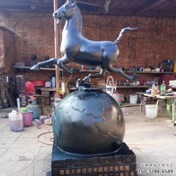 園林馬踏球雕塑 風(fēng)景區(qū)仿真雕塑 廣場小品 園林馬踏球雕塑 風(fēng)景區(qū)仿真雕塑 廣場小品