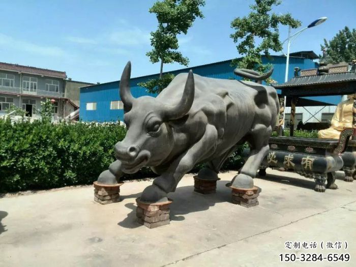 古銅色開荒牛雕塑 大型城市雕塑 商業(yè)街擺件