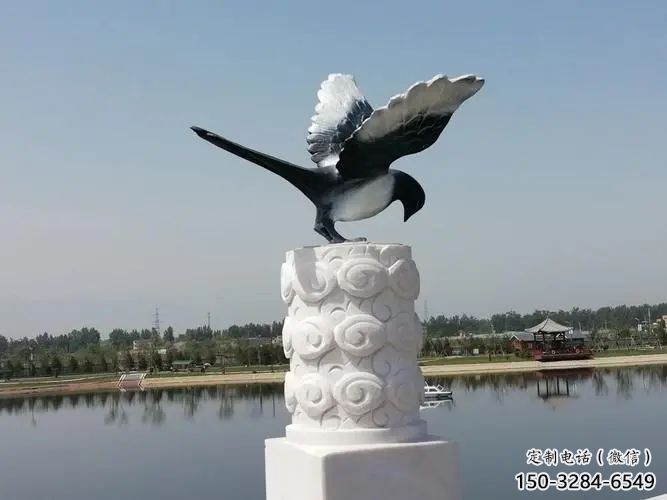 商業(yè)街喜鵲雕塑 售樓處雕塑 動物擺件 商業(yè)街喜鵲雕塑 售樓處雕塑 動物擺件