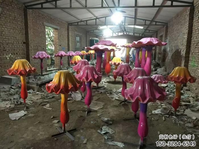 彩繪蘑菇雕塑 仿真雕塑 步行街?jǐn)[件 彩繪蘑菇雕塑 仿真雕塑 步行街?jǐn)[件
