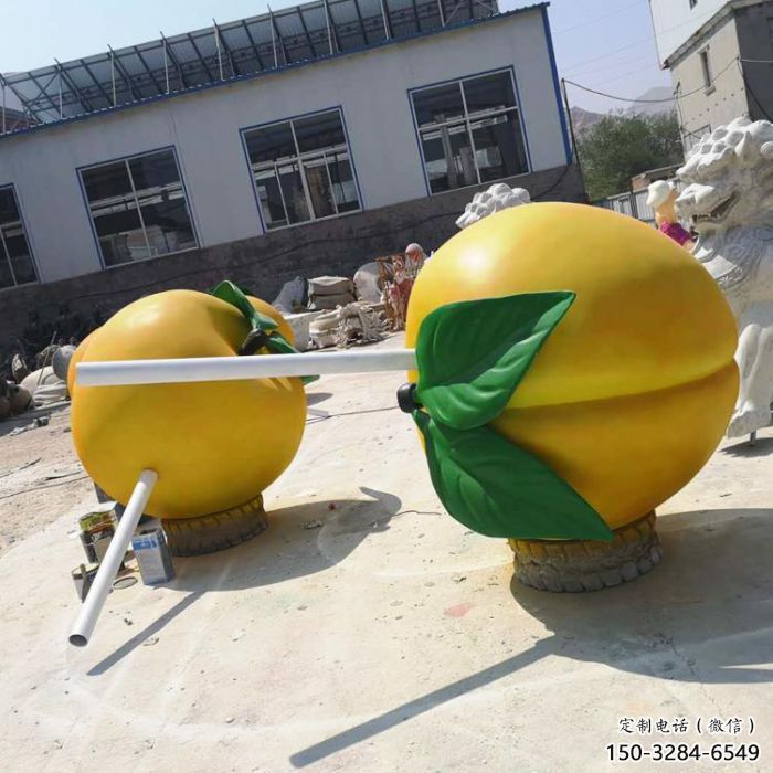 創(chuàng)意黃桃雕塑 步行街店門口雕塑 水果小品 創(chuàng)意黃桃雕塑 步行街店門口雕塑 水果小品