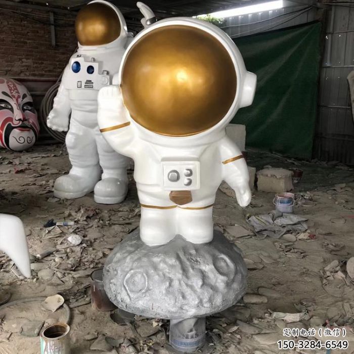 仿古太空人雕塑 庭院彩繪雕塑 田間小品 仿古太空人雕塑 庭院彩繪雕塑 田間小品