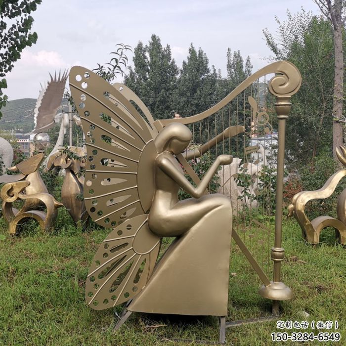 草地天使雕塑 現(xiàn)代校園小品 大型卡通雕塑 草地天使雕塑 現(xiàn)代校園小品 大型卡通雕塑