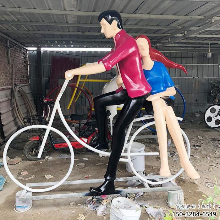 步行街愛情雕塑 彩繪親吻雕塑廠家 玻璃鋼戀人雕塑 步行街愛情雕塑 彩繪親吻雕塑廠家 玻璃鋼戀人雕塑