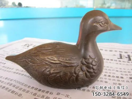 鴨子雕塑廠家，仿真動物， 廣場動物擺件