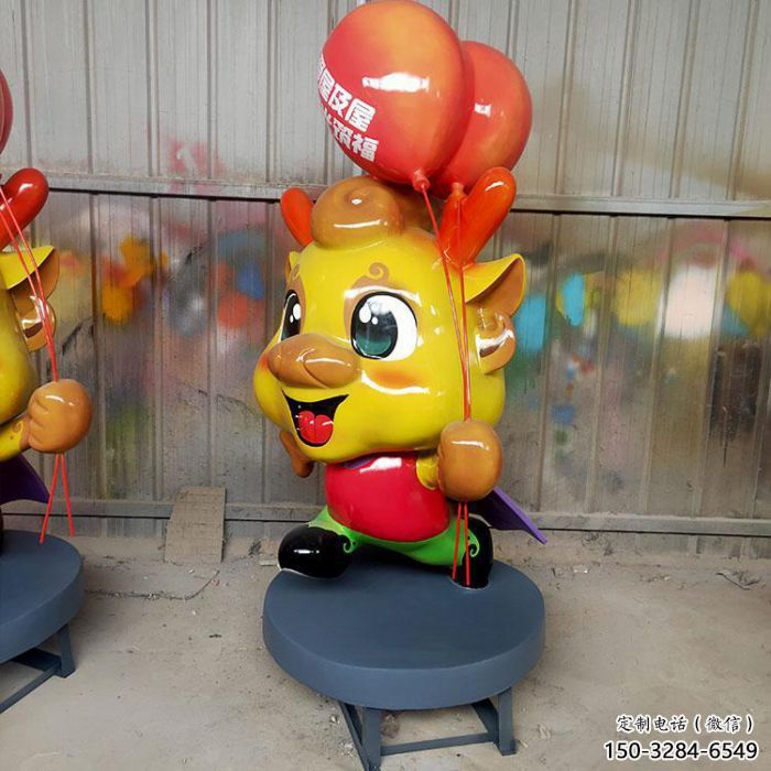 戶外龍形雕塑廠家，動(dòng)漫動(dòng)物小品，彩繪工藝效果