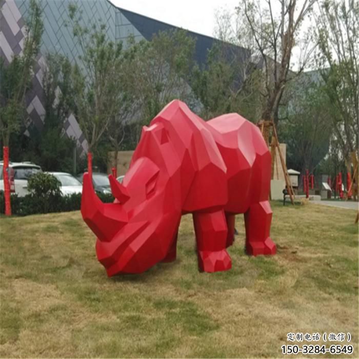 酒店小牛雕塑廠家，抽象卡通主題，噴漆工藝