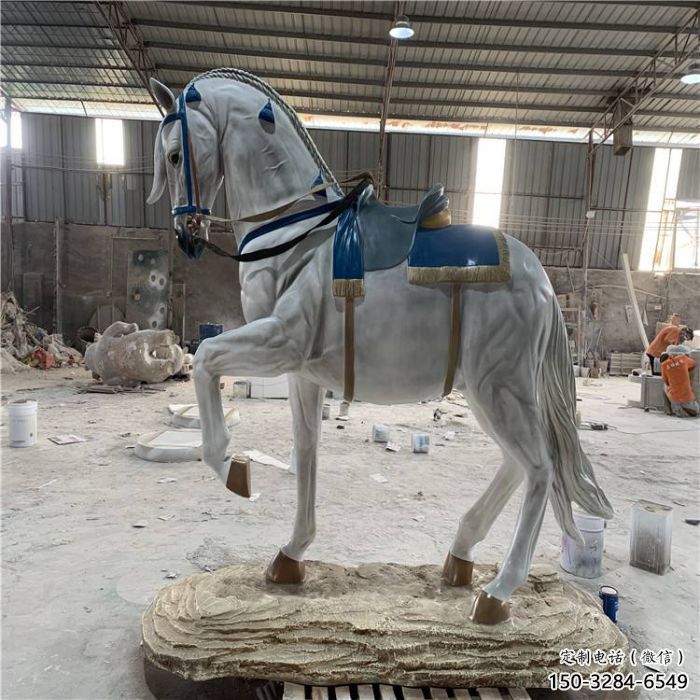 承接戰(zhàn)馬雕廠家塑，戶外公園動物主題，彩繪工藝