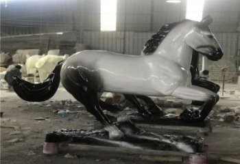 廣場戰(zhàn)馬雕塑廠家，動物擺件，仿古工藝