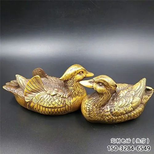 水景鴛鴦雕塑廠家 風(fēng)景區(qū)動(dòng)物雕塑 廣場(chǎng)小品