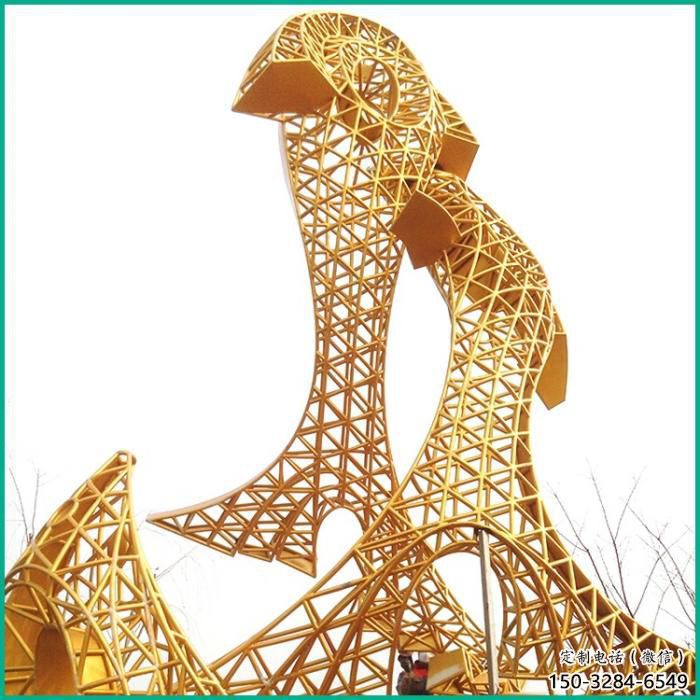庭院魚形雕塑廠家，烤漆歐式雕塑，網(wǎng)格形式