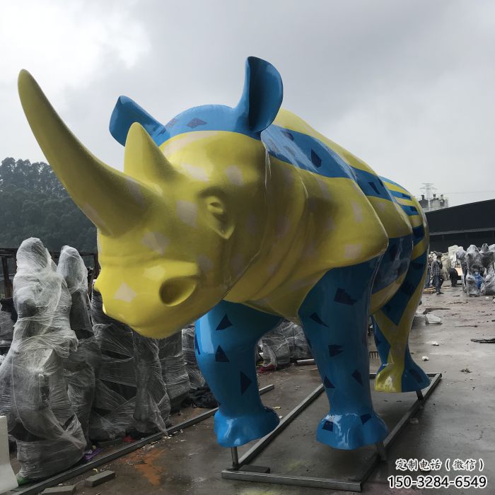 公園犀牛雕塑，鍍銅海洋雕塑，烤漆工藝