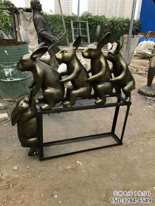 廣場(chǎng)老鼠雕塑，卡通動(dòng)物雕塑，抽象效果