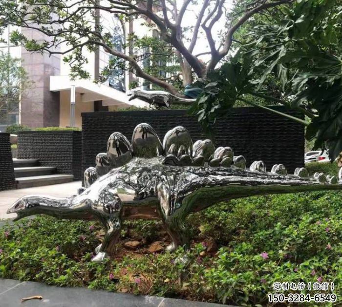 景觀(guān)恐龍雕塑廠(chǎng)家，拋光工藝，鏡面恐龍雕塑承接