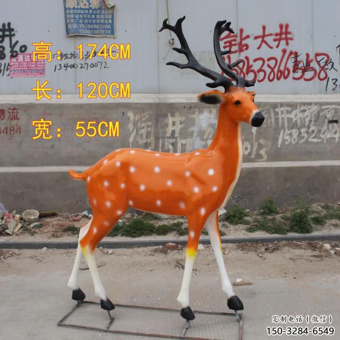 公園小鹿雕塑，彩繪工藝，玻璃鋼動(dòng)物雕塑廠家