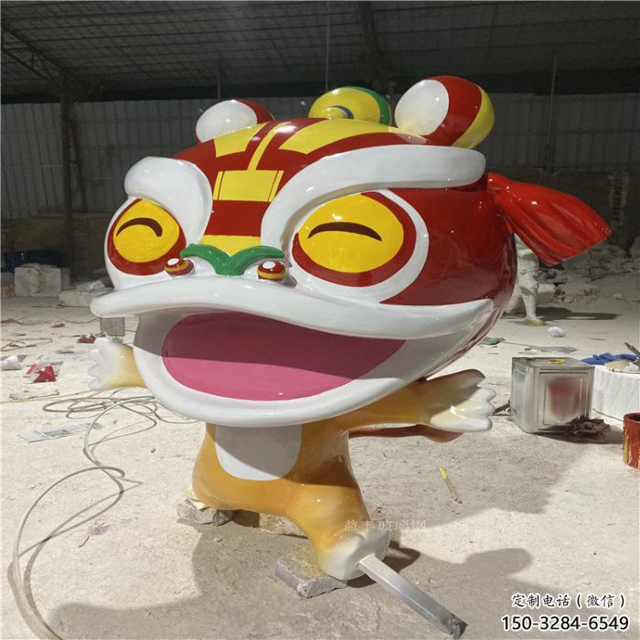 卡通形態(tài)效果，玻璃鋼卡通獅子雕塑，美陳景觀擺件