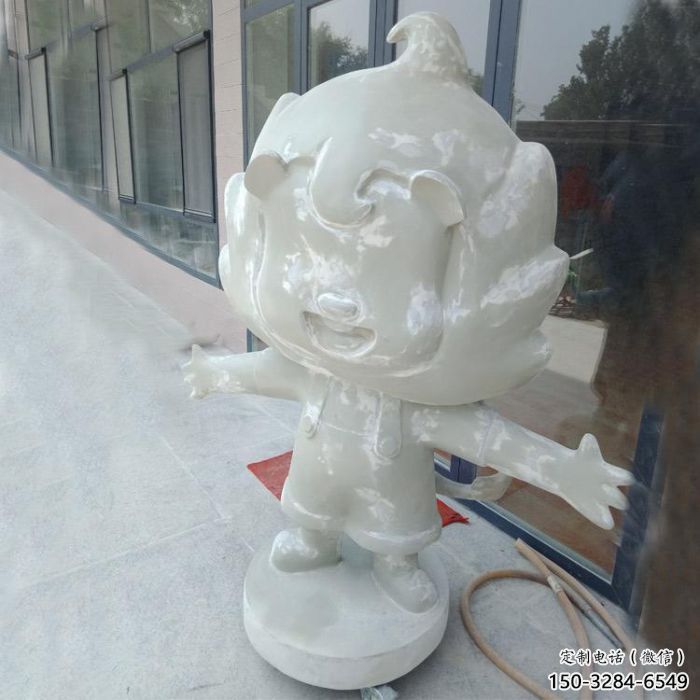室外玻璃鋼卡通獅子雕塑制作，立體動(dòng)漫效果