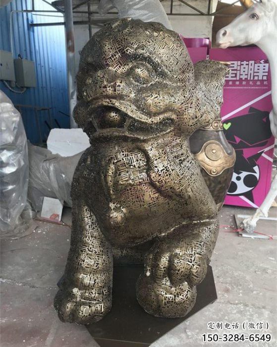 透雕獅子雕塑精品，鏤空編織工藝，不銹鋼獅子雕塑供求