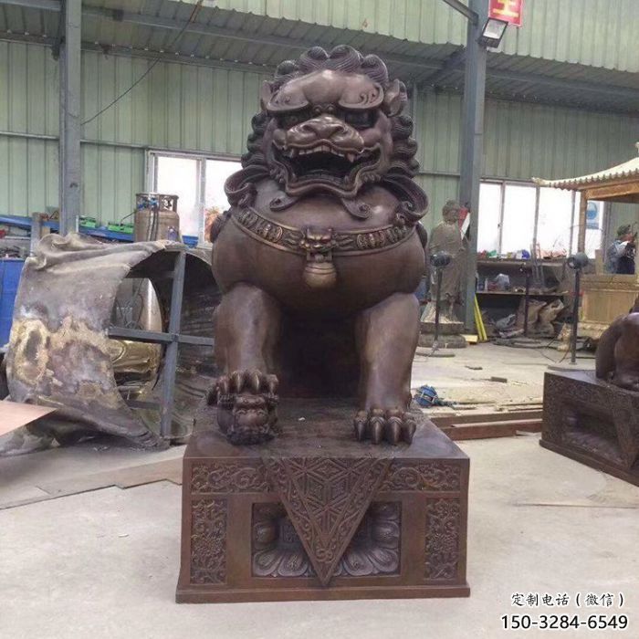 獅子雕塑優(yōu)選，室外雕塑，鑄銅景觀蹲獅雕塑優(yōu)選