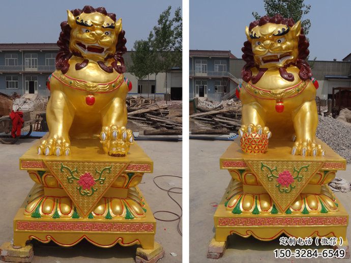 現(xiàn)代藝術(shù)獅子雕塑展品，室外軟裝，鎏金獅子雕塑訂做