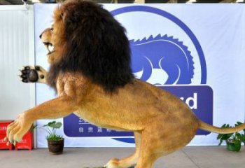 玻璃鋼彩繪仿真獅子雕塑，動物景觀擺件