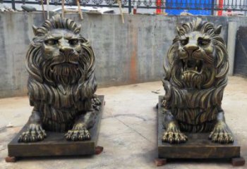 仿銅雄獅雕塑，動(dòng)物美陳擺件，玻璃鋼獅子雕塑生產(chǎn)