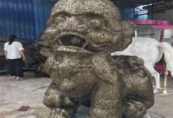 公共獅子雕塑訂做，城市裝飾，不銹鋼鏤空獅子雕塑
