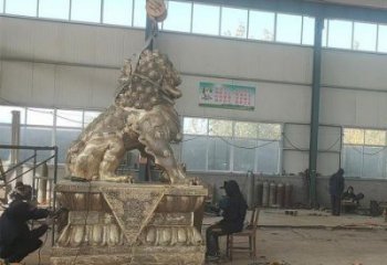 大型獅子雕塑展品，鑄銅制作，金屬蹲獅雕塑精品