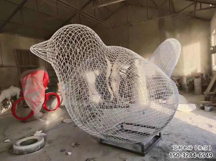 北海鏤空小鳥雕塑精選，陸地?cái)[件，鐵藝鳥兒雕塑精品