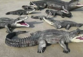 瓊山園林鱷魚雕塑