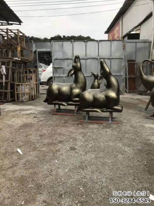 果洛小鹿雕塑選用，鍛造工藝，藝術(shù)抽象銅鹿雕塑標(biāo)準(zhǔn)