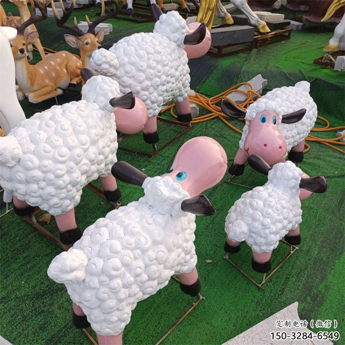濟(jì)南小區(qū)小羊雕塑，彩繪動物雕塑，抽象效果