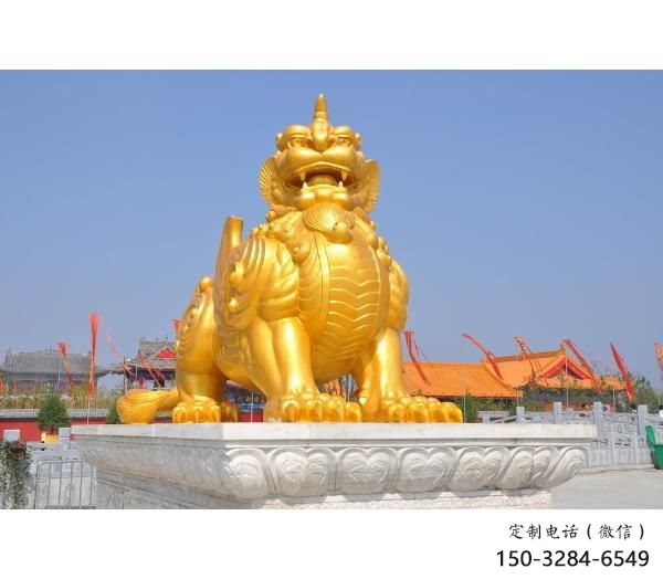 廣安廣場(chǎng)貔貅雕塑，動(dòng)物彩繪雕塑，抽象效果