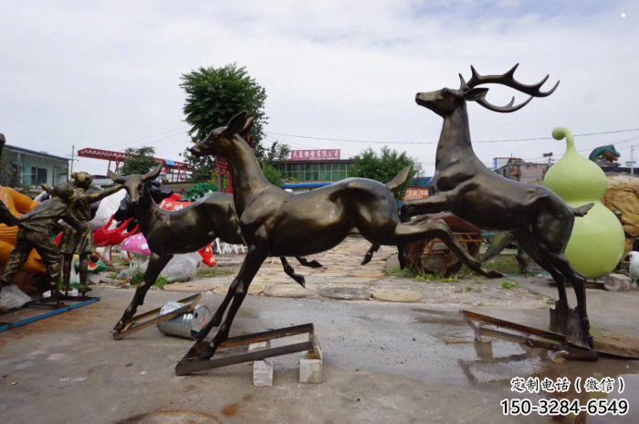 嘉黎戶外小鹿批發(fā)，動物雕塑，梅花鹿銅雕塑供求